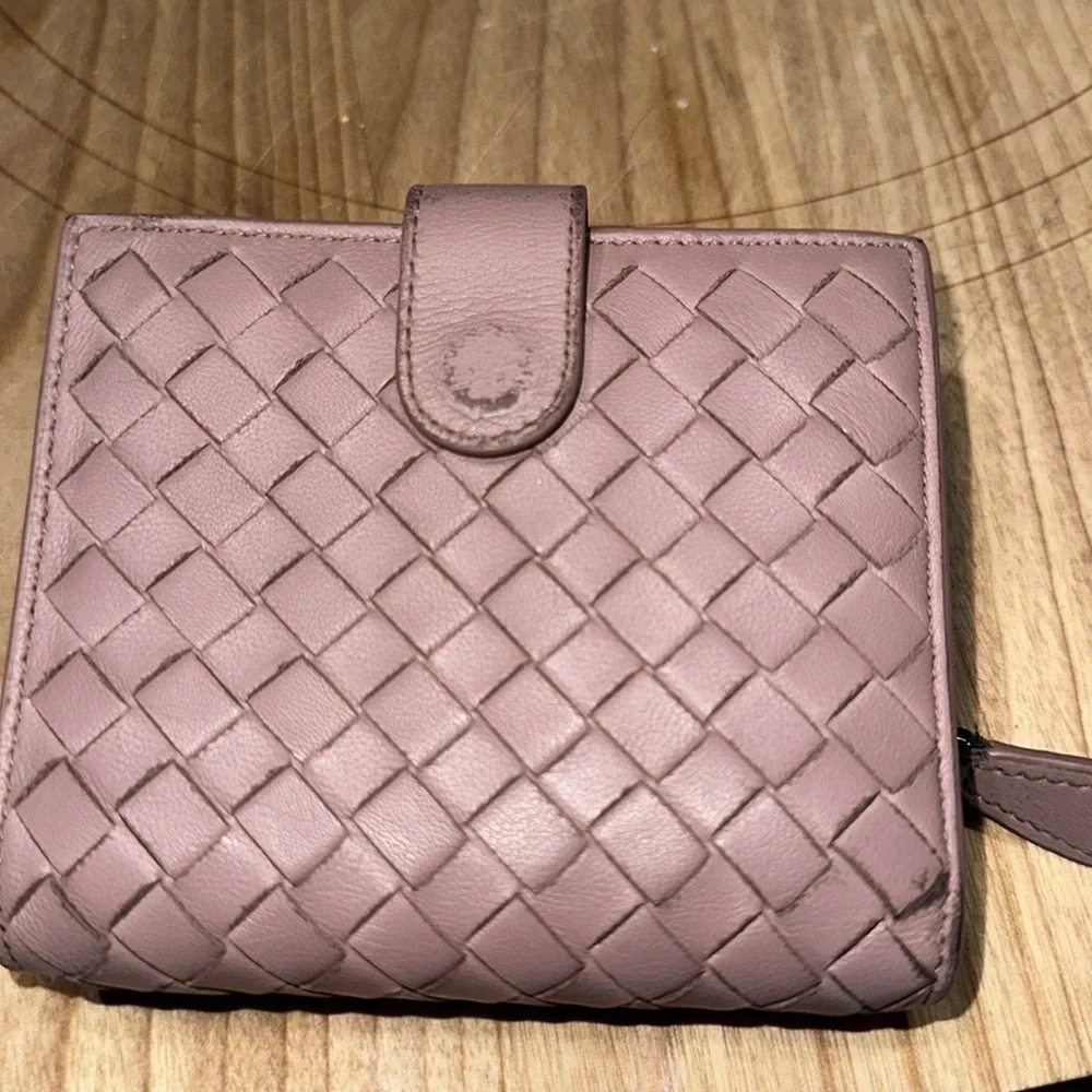 Bottega Veneta wallet. Beautiful blush color.